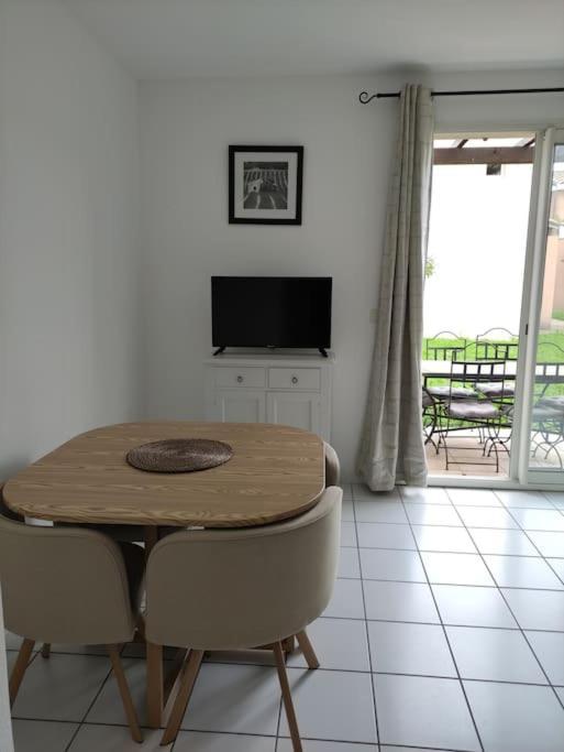 Apartament La Provencale Saint-Saturnin-lès-Avignon Zewnętrze zdjęcie