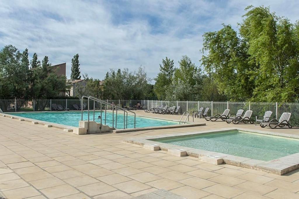 Apartament La Provencale Saint-Saturnin-lès-Avignon Zewnętrze zdjęcie