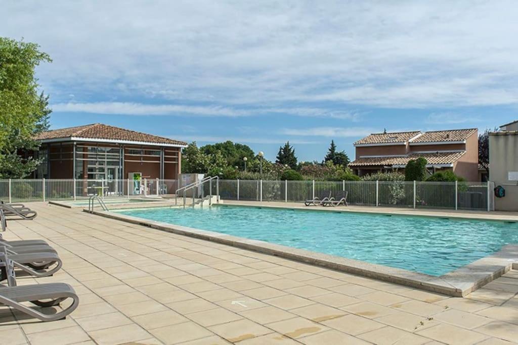 Apartament La Provencale Saint-Saturnin-lès-Avignon Zewnętrze zdjęcie