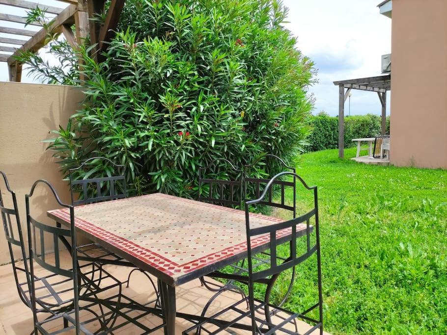 Apartament La Provencale Saint-Saturnin-lès-Avignon Zewnętrze zdjęcie
